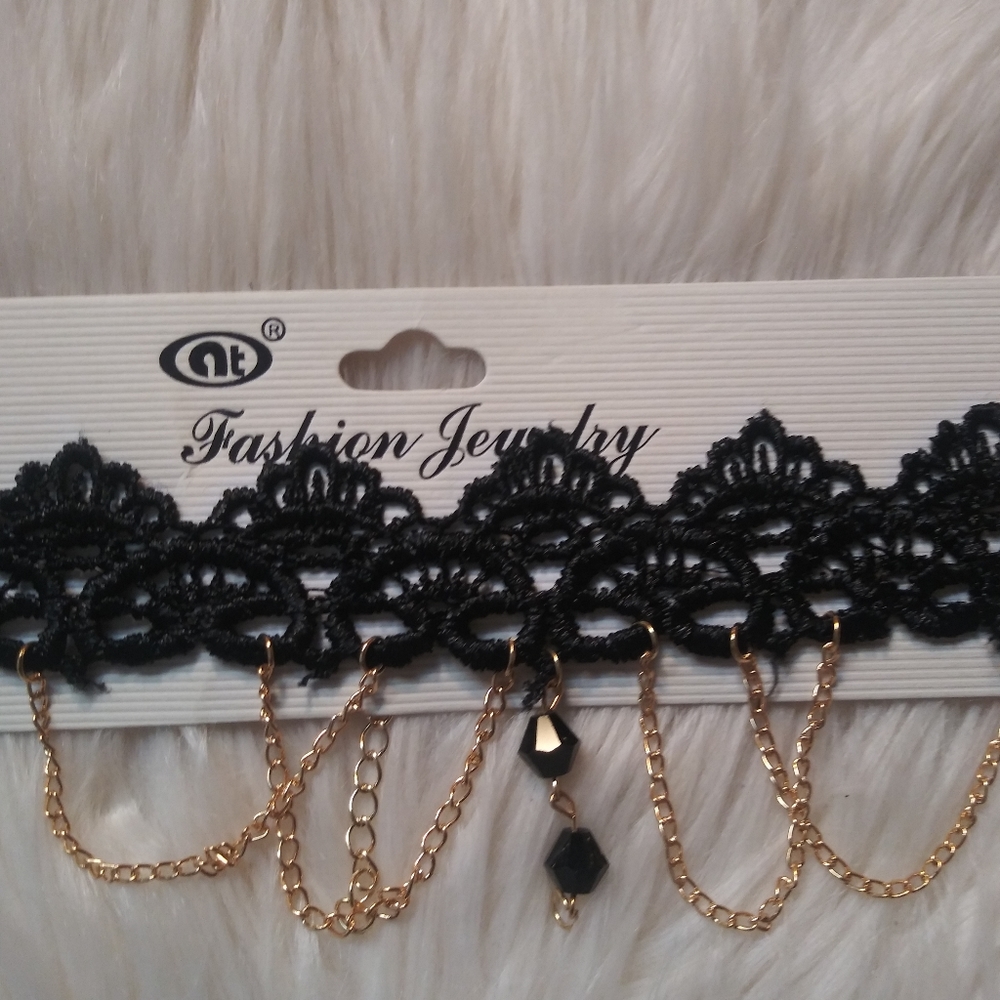 Choker Necklace